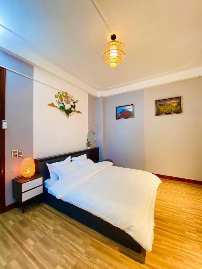 Tl Adventure Tour & Motorbike Aparthotel Ha Giang Exteriör bild