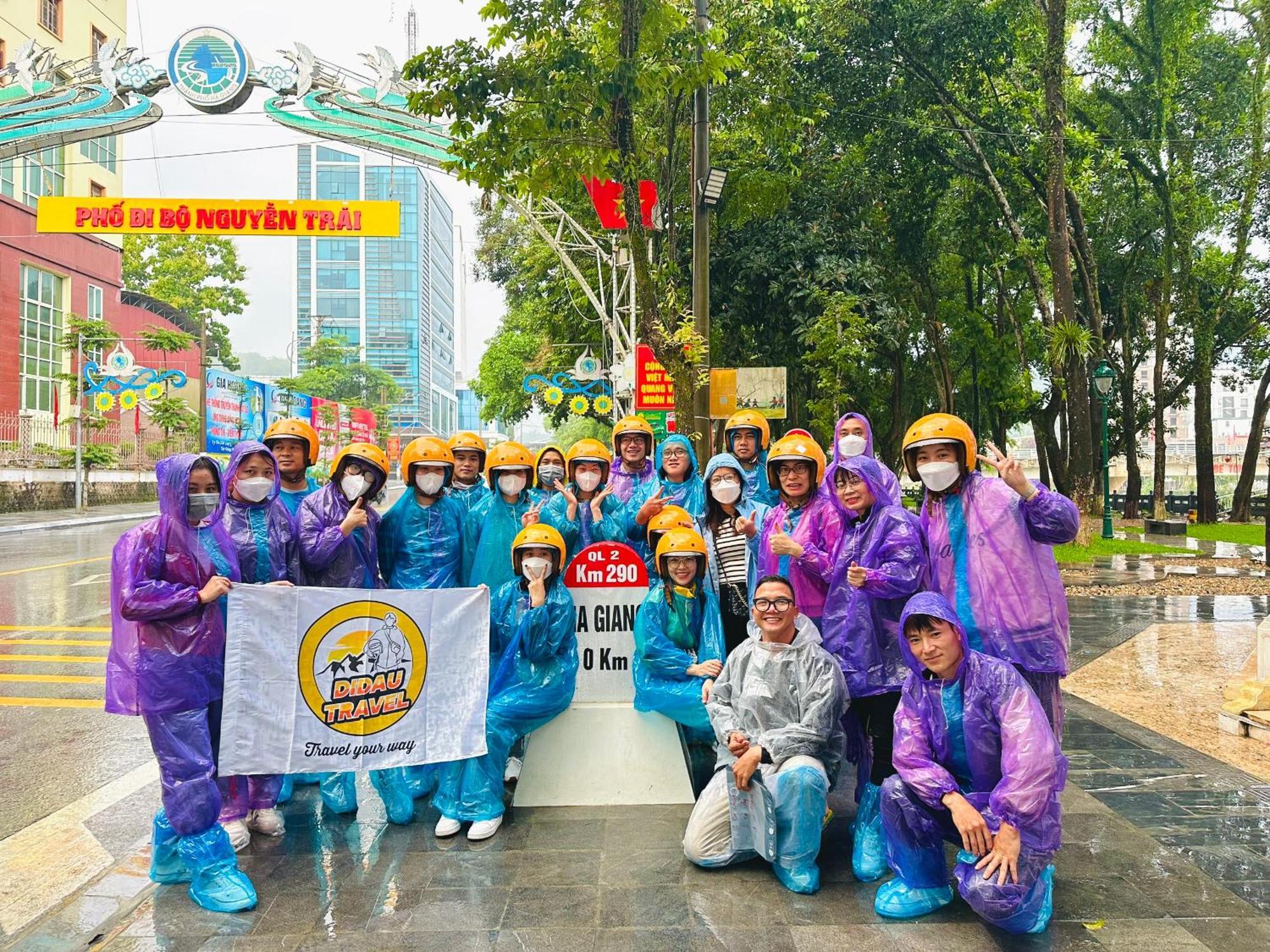Tl Adventure Tour & Motorbike Aparthotel Ha Giang Exteriör bild